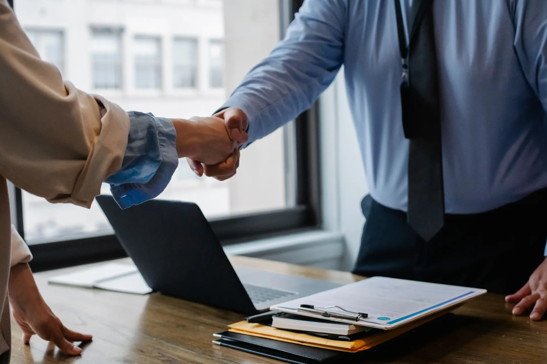 Successful candidate placement handshake